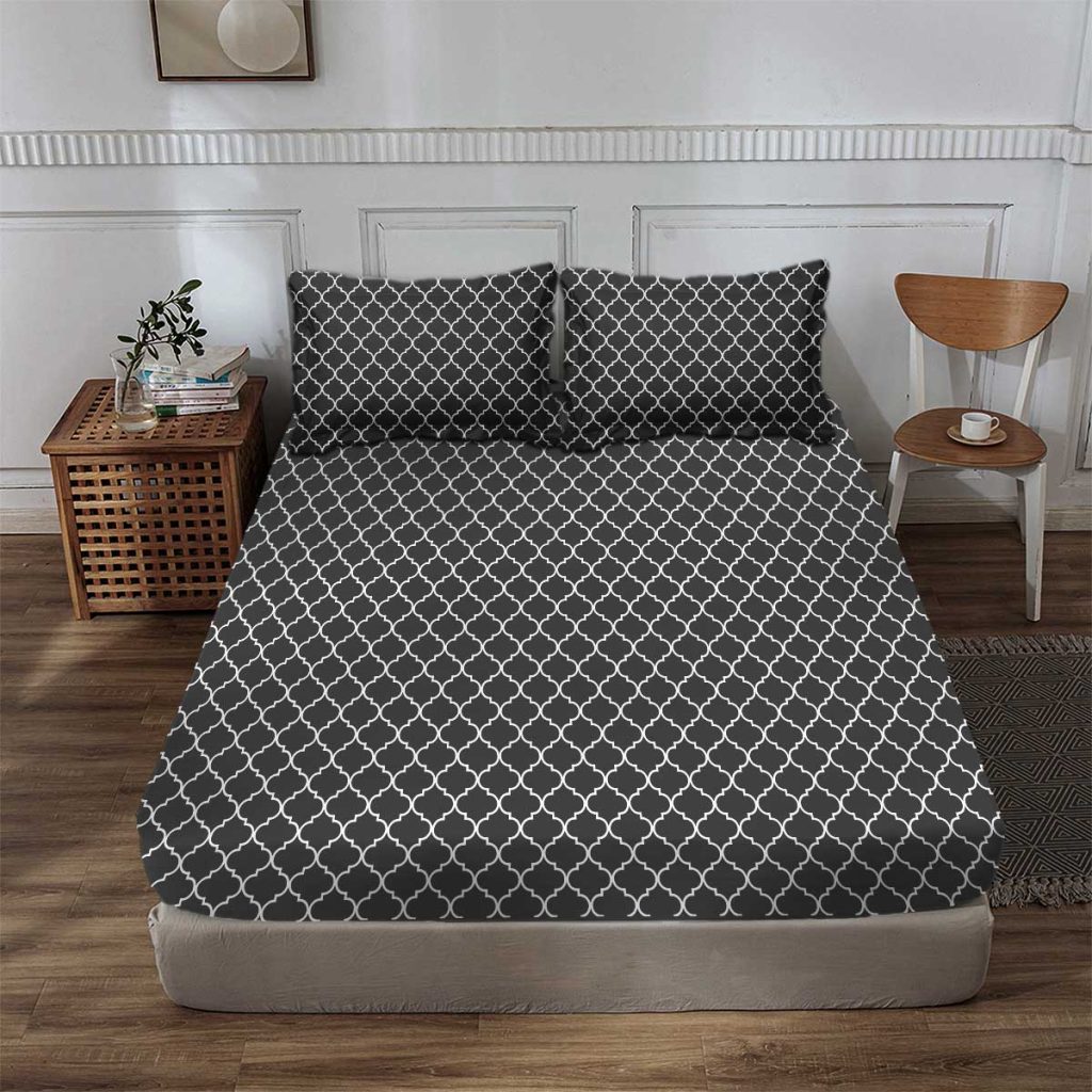 ملحفه-نیم-ست-تارتان-مشکی-1-1024x1024 ملحفه نیم ست دونفره 180 Tartan freedom مشکی - تصویر 1